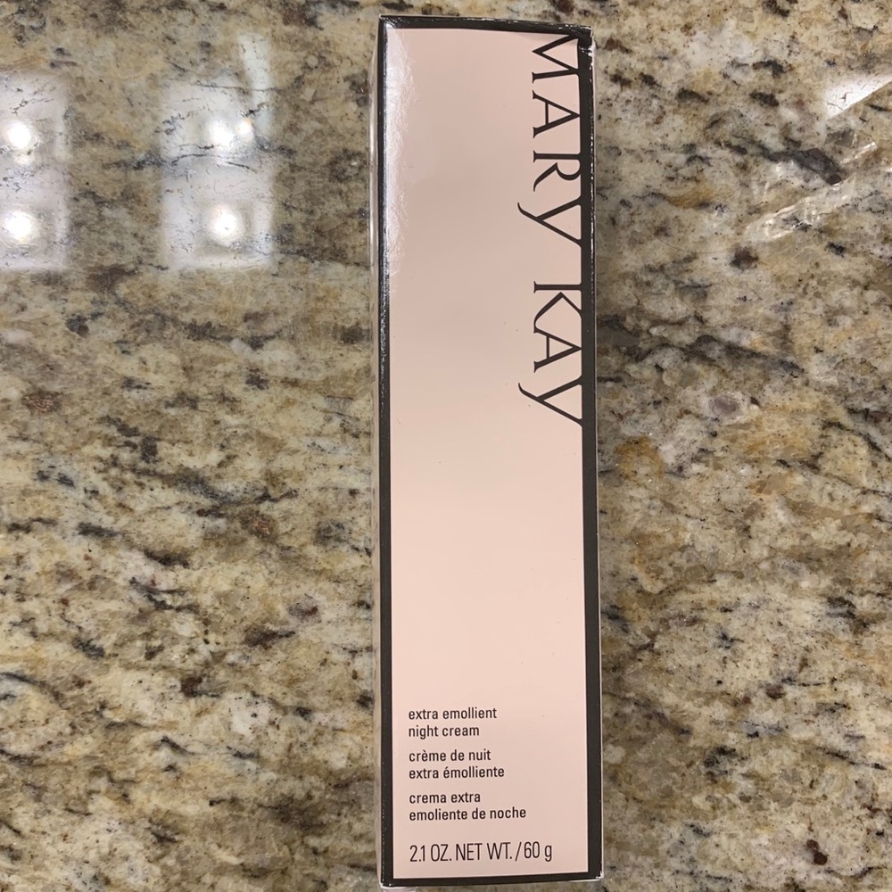 *Bundle* Mary Kay Emollient Cream & N/O Cleansers